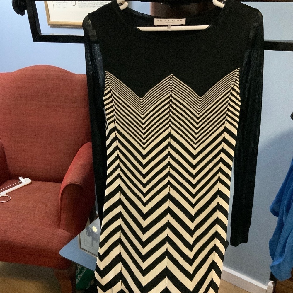 NWOT Trina Turk designer dress Med